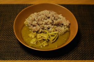 無印:レトルトカレー グリーン