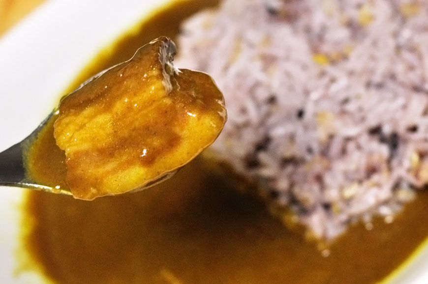 カレースプーンより大きな大きさの豚さん