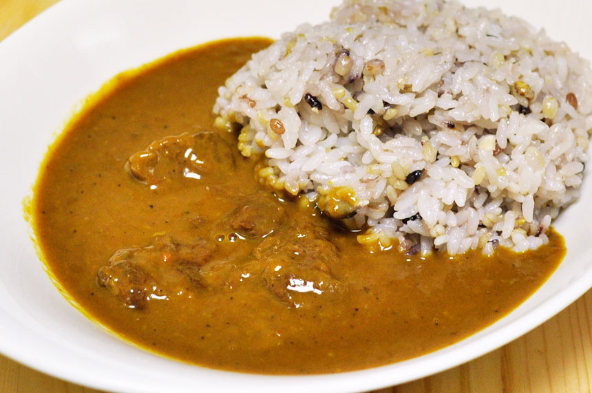 フォンドヴォーソースの牛ホホ肉カレー